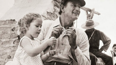 Photo of John Wayne Estate Marks His Oldest Daughter’s Birthday With Heartwarming Throwback Pic