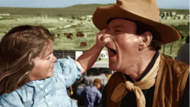 Photo of How enjoyable was John Wayne and his daughter’s experience on set?