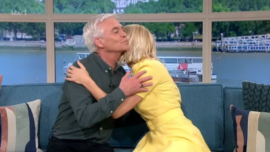 Photo of Holly and Phil set to return to the This Morning sofa for fourth day as viewing figures appear to hold steady amid claims Phil is rejecting calls to quit with their feud like a ‘runaway train that cannot be stopped’